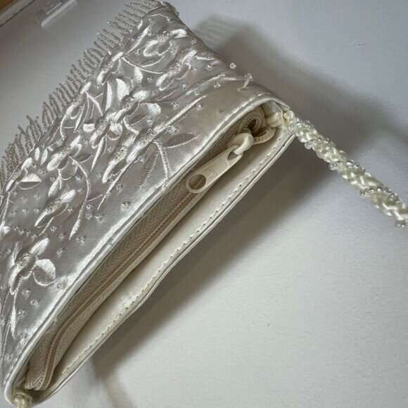 Vintage Handmade White Beaded Floral Fringe Boho Crossbody Bag Purse Bridal - Picture 9 of 16